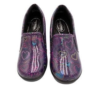 Easy Works by Easy Street Purple Heart Print Clogs Slip Resistant Womens 8W